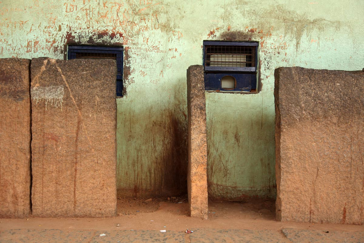 <span style="color:white">Prakash, Bangalore, 2009</span>